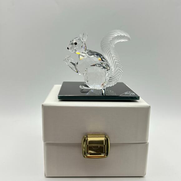 Swarovski 10-Year Jubilee Squirrel 1997 Crystal Figurine w/ Base & Box - Picture 7 of 16